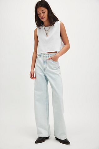Levi's Wedgie Straight Jeans