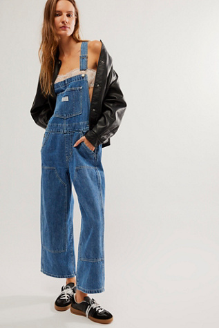 Levi's store baggy overall