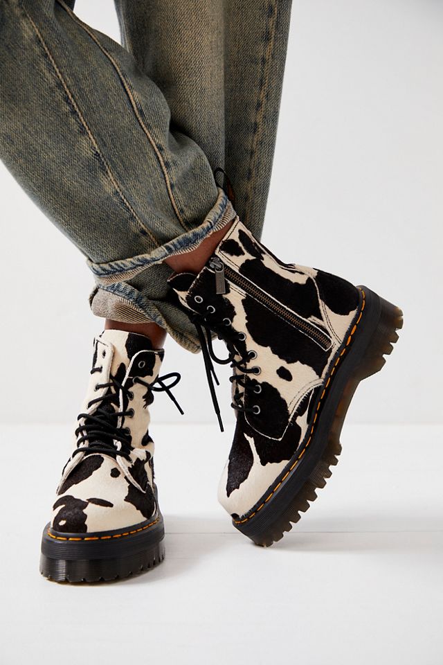 Dr. Martens　Jadon Cow Print Hair On箱付きです