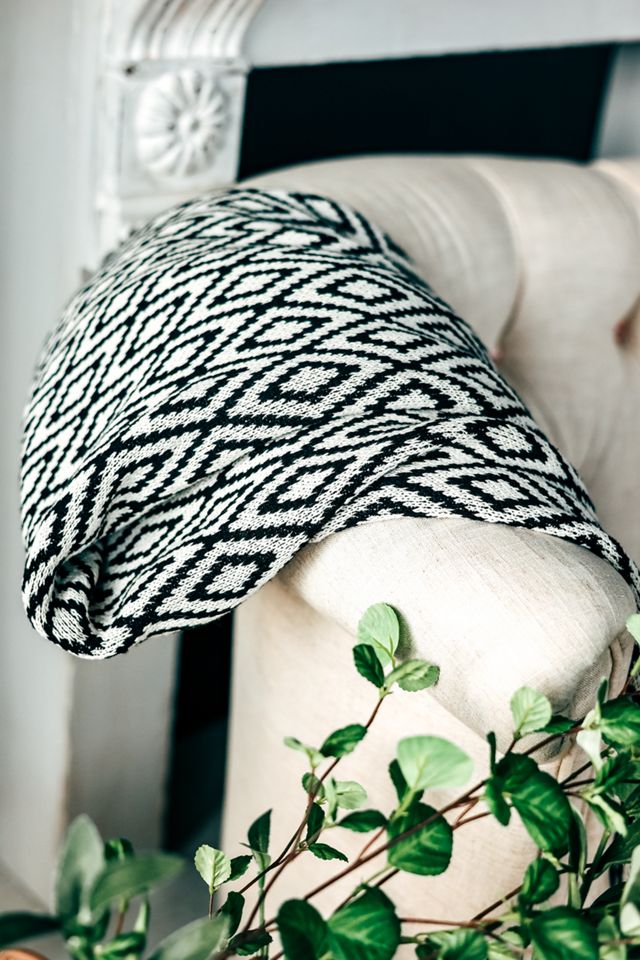 Seek & Swoon Bella Vista Throw Blanket #1