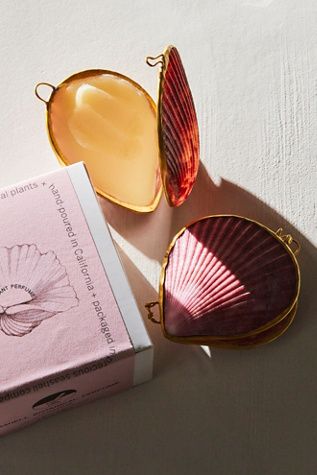 Earth Tu Face Botanical Solid Perfume at Free People