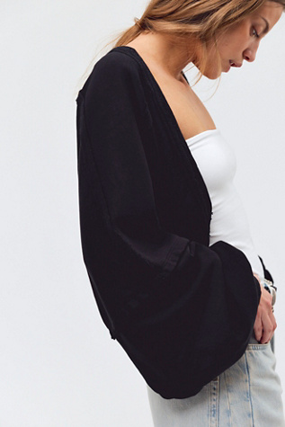 Женская толстовка Free People Shrug It Off, цвет: Чёрный — фото 8