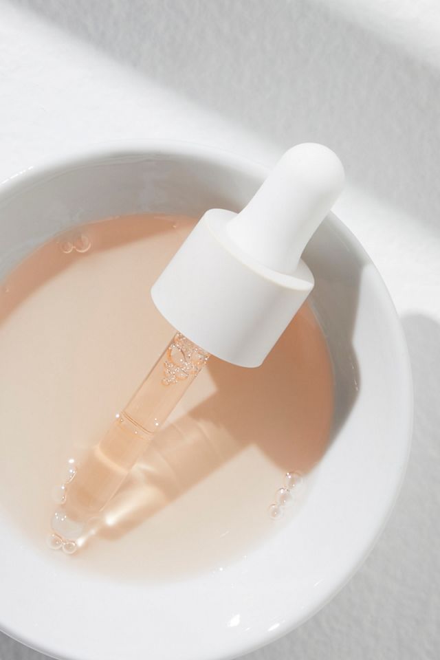 8 Faces Brilliance Serum #1