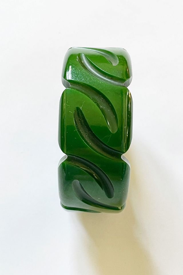 Vintage 1940's Green Carved Bakelite Bangle Bracelet Selected by FernMercantile #1