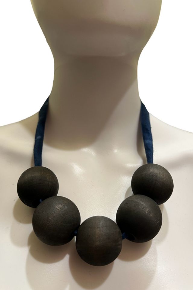 Large wooden bead deals necklace