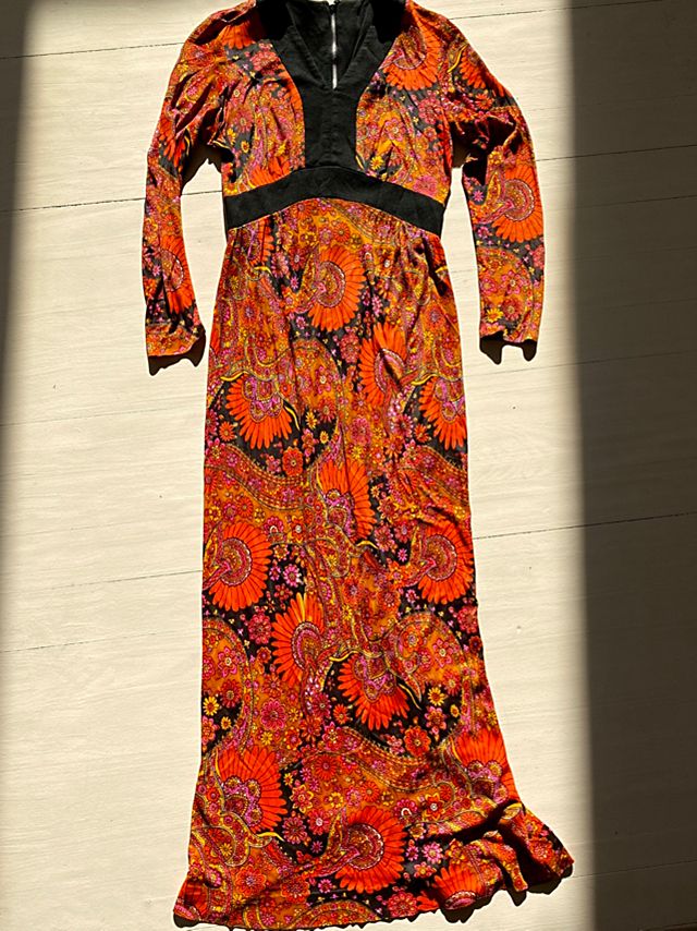 vintage paisley dress 70s Maxi Fall Fashion Long Dress S/M Length 59.5 Vintage Paisley Dress Selected by