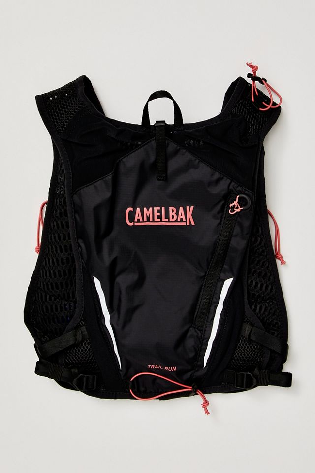 CamelBak Trail Run™ 34oz Hydration Waistcoat #3