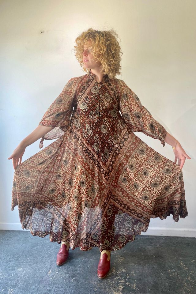 Vintage print dress sale