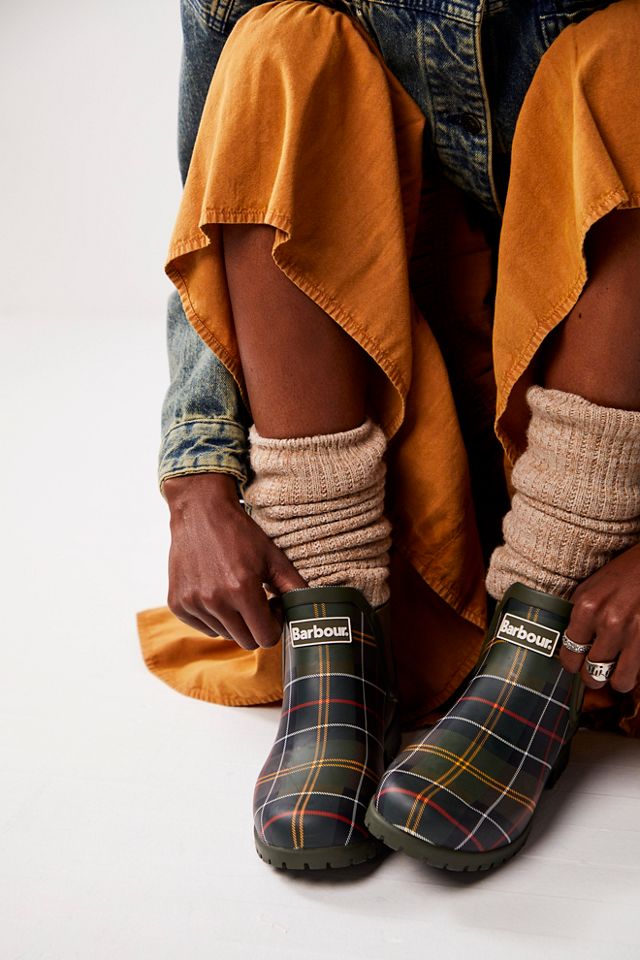 WOODSTOCK, VERMONT // BARBOUR PLAID & DUCK BOOTS (Atlantic-Pacific