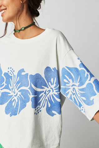 The Bureau Hibiscus Tee at Free People in Blue, Size: Medium