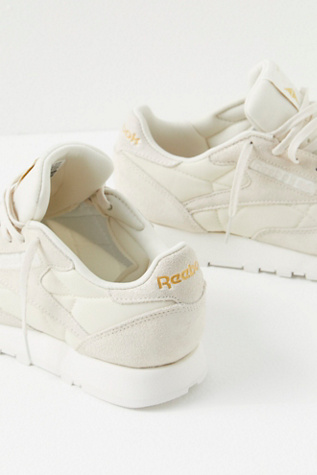 metallic gold reebok classics
