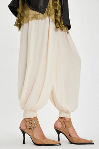 Presley Pointed Heels