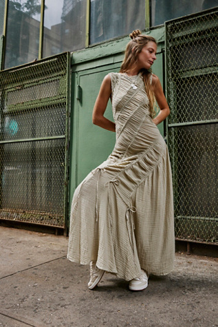 Blurred Lines Midi Dress
