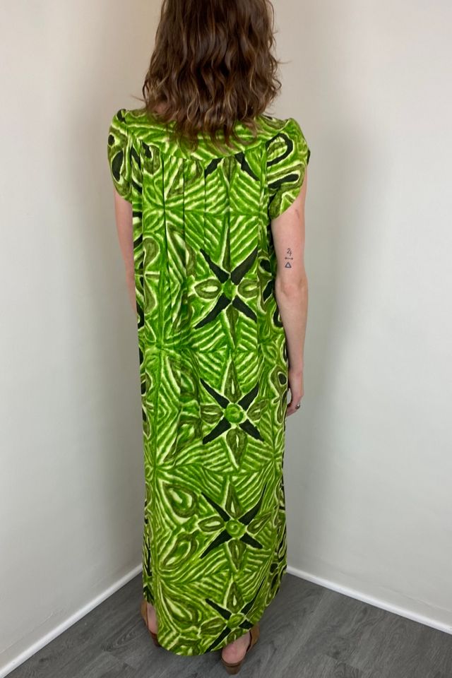 1960s Vintage Neon Green Cotton Printed Tiki Dress Selected by Picky Jane #2