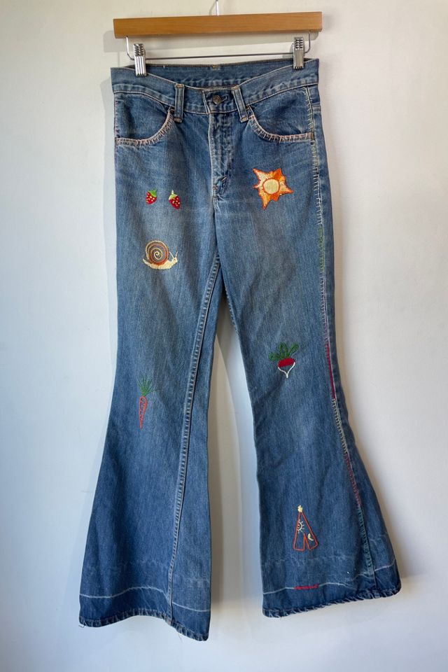 Vintage Levi's High-Waisted Bell Bottoms Jeans – The Curatorial Dept.