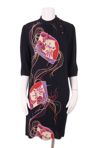 1970s Fan Print Rayon Shift Dress Selected By Ritual Vintage