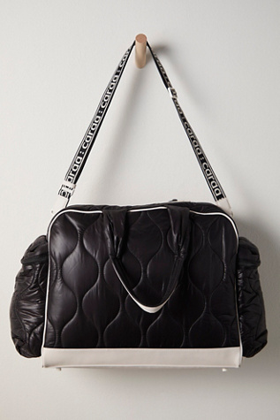 Женская сумка Caraa Quilted Tennis Duffle, цвет: Чёрный — фото 3