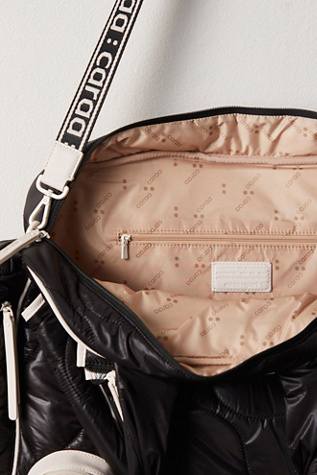 Женская сумка Caraa Quilted Tennis Duffle, цвет: Чёрный — фото 4