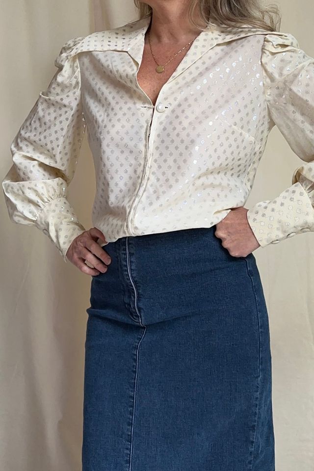 SHIMMERY STRUCTURED POLKA DOT BLOUSE - Ecru