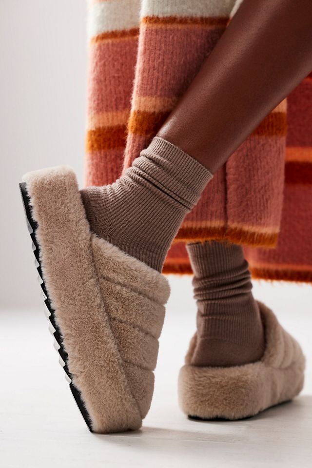 Free people fuzzy slippers new arrivals