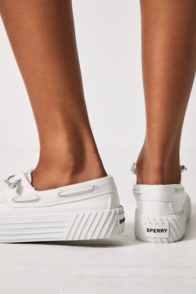 Sperry 2024 platform sneaker