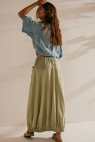 Tesni Midi Skirt