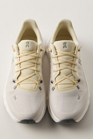 On Cloudtilt Sneakers