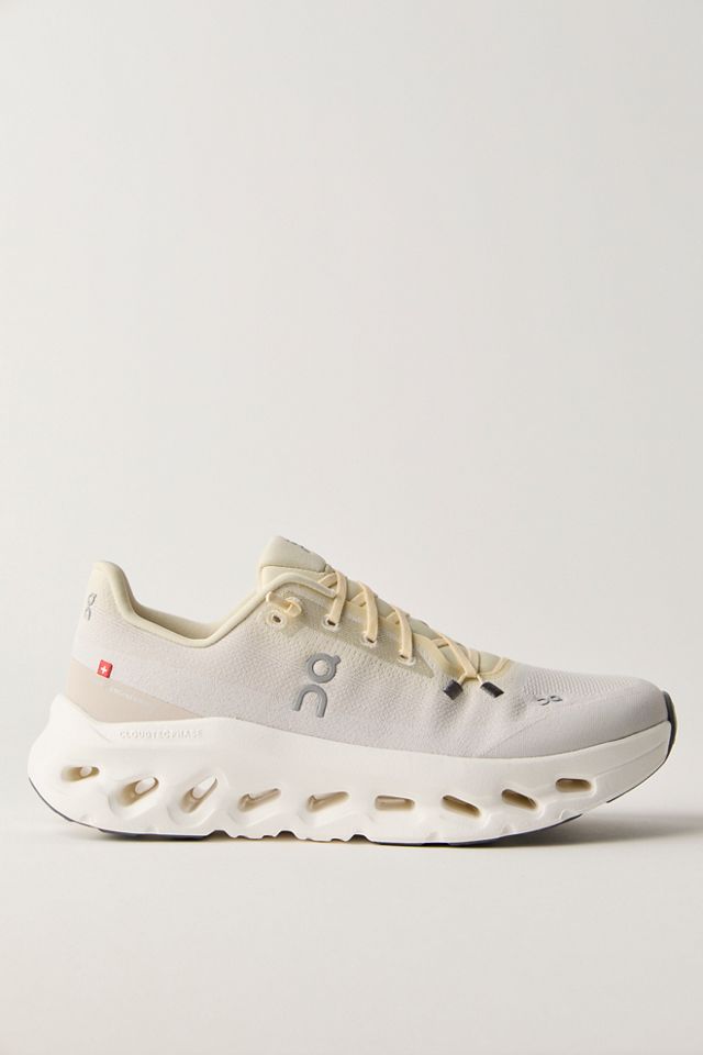 On Cloudtilt Sneakers #2