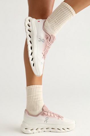 On Cloudtilt Sneakers