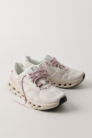 On Cloudrunner 2 Sneakers