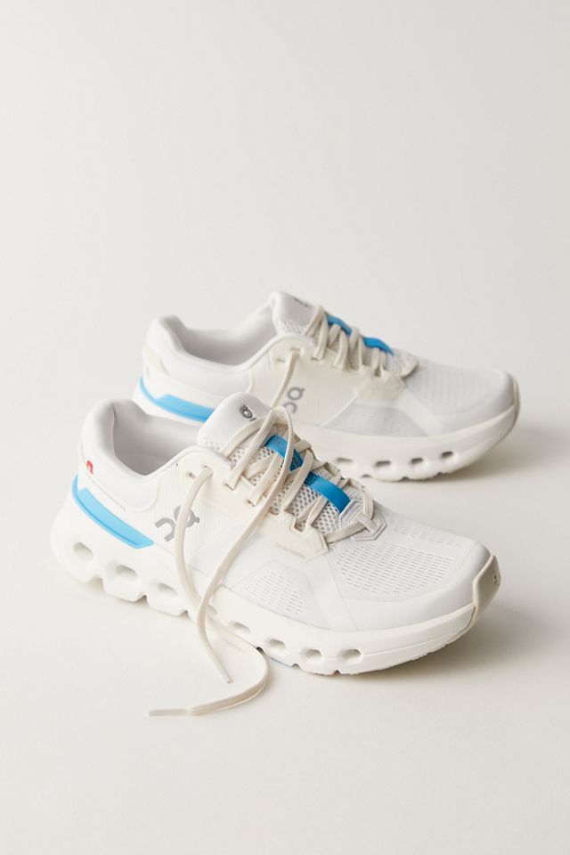 On Cloudrunner 2 Sneakers