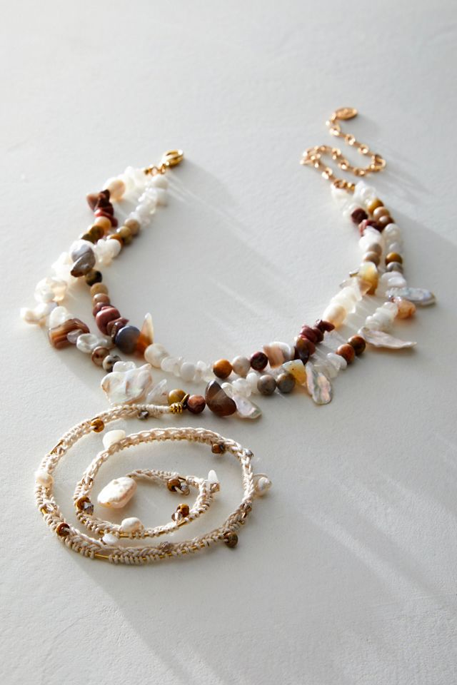 Ariana Ost - Collier ras du cou en spirale #1