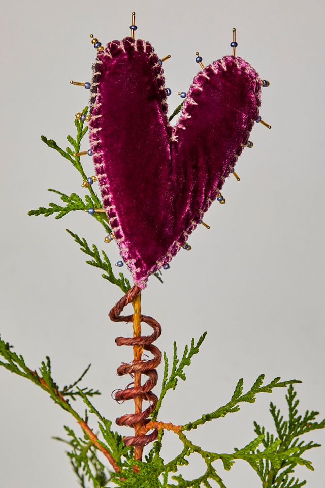 Curried Myrrh Amara Heart Topper #1