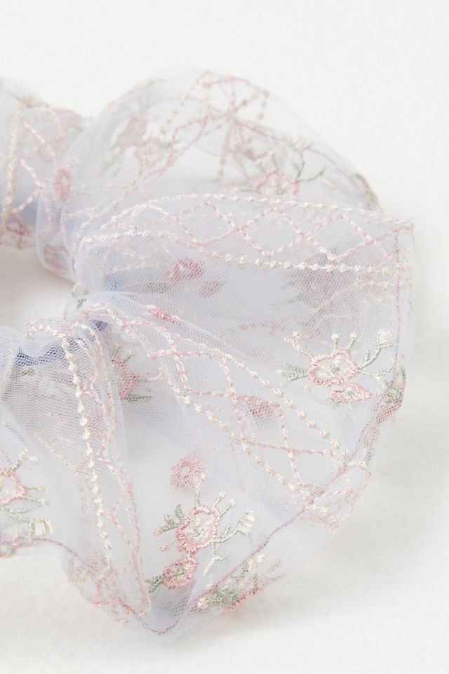 Ari Jumbo Scrunchie #2