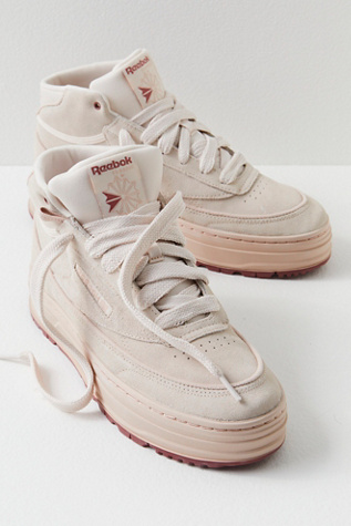 Reebok club store c sandstone