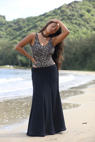 Caught In The Moment Maxi Skirt by free-est at Free People in Black, Size: Small