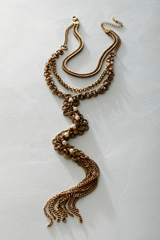 Evelyn Necklace at Free People in Gold