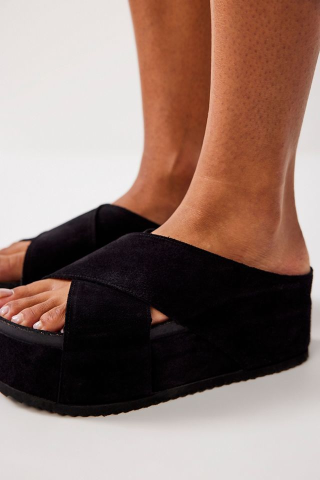 Limelight Flatform Sandals #1