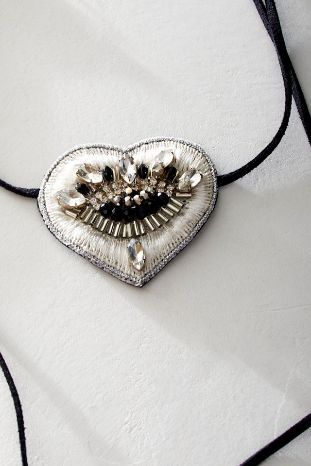 Isla Choker #3