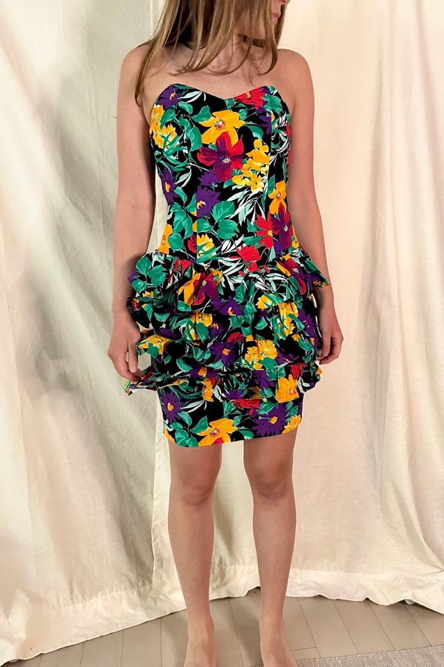 Vintage Strapless Ruffled Mini Dress Selected by KA.TL.AK #1