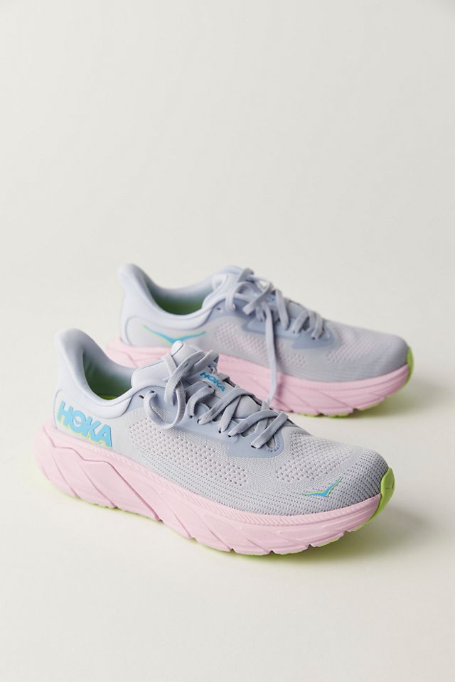 HOKA®  Arahi 7 Sneakers #1