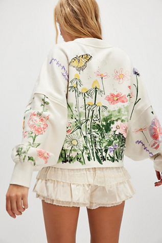 Gaia Sweatshirt product page
