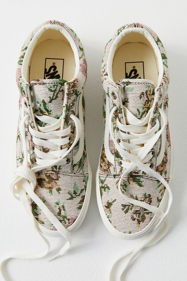 Vans sneakers hotsell with flowers