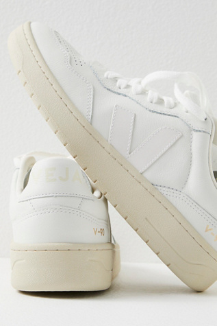 Veja V-90 Sneakers