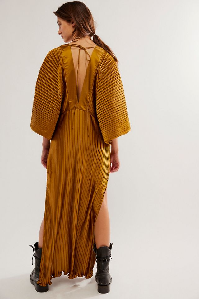 Electric Shenandoah Pleated Kimono #1