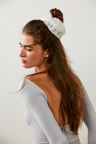 New?Free People-Sunkissed Bun Cover Eloise Bun Cover | Free People main image 4