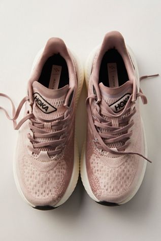 HOKA® Mach 6 Sneakers