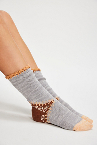 Raggedy Ankle Socks