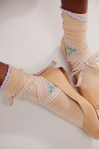 Raggedy Ankle Socks at Free People in Sage