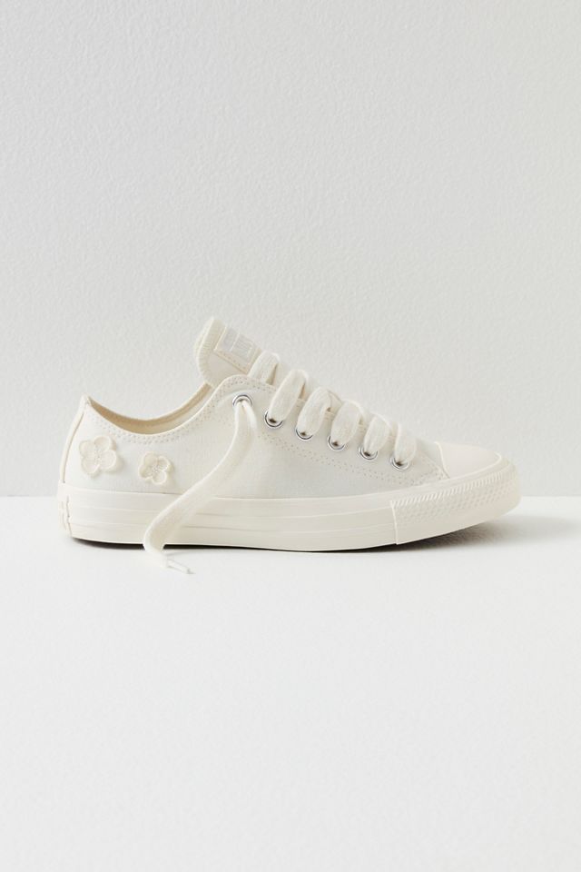 Chuck Taylor All Star Low Greenhouse Trainers #1